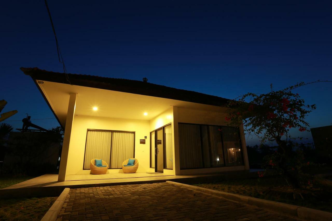 Belitung Holiday Resort Sijuk Exterior photo