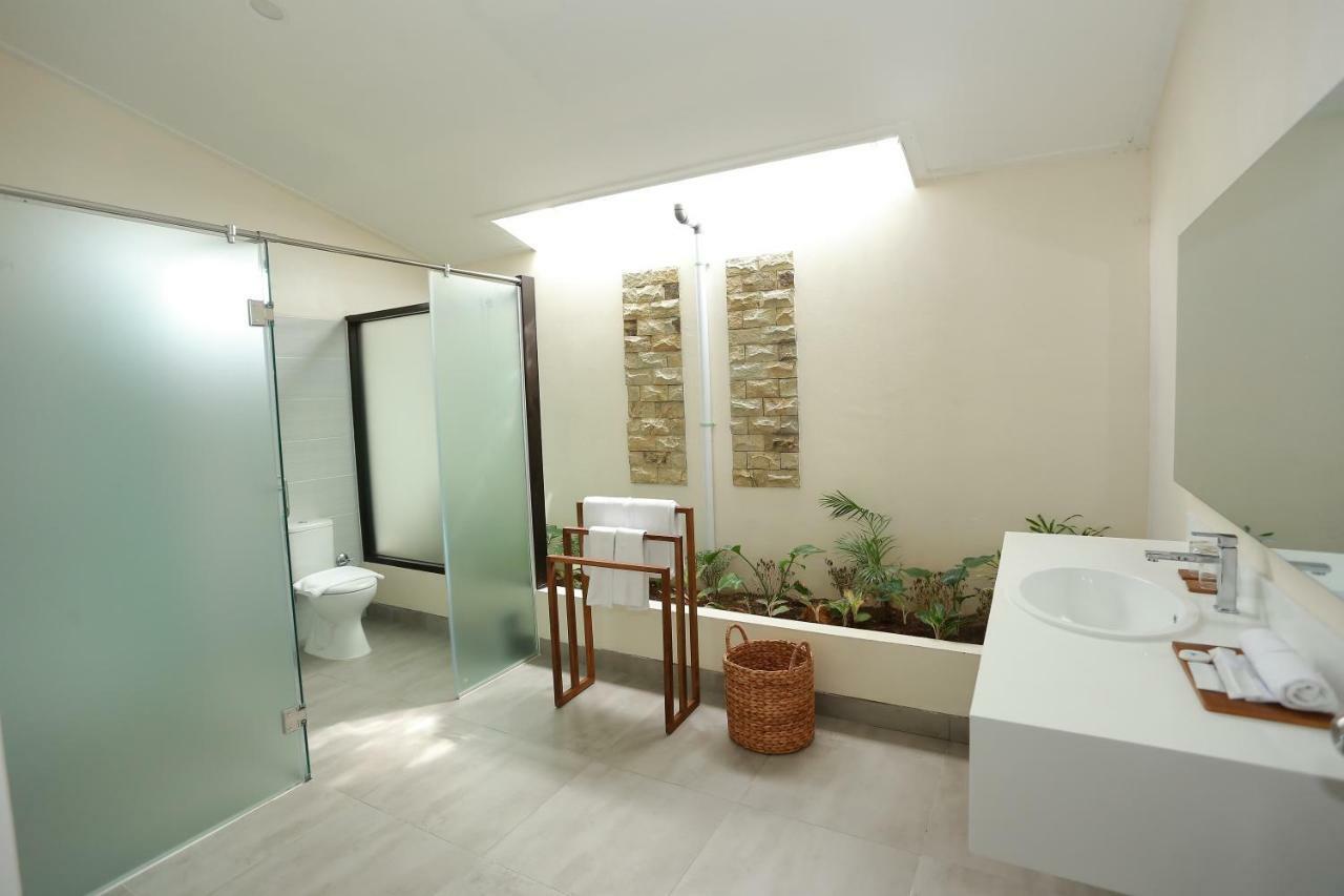 Belitung Holiday Resort Sijuk Exterior photo