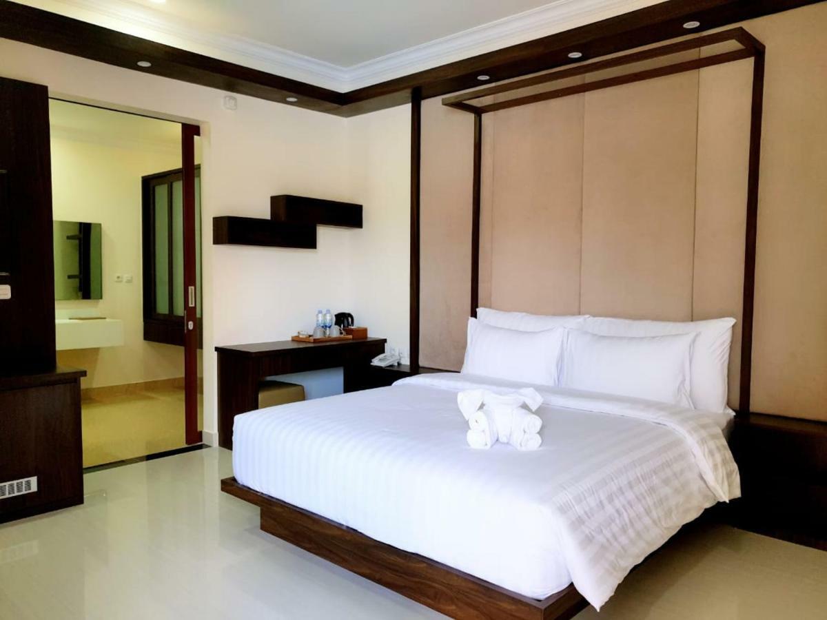 Belitung Holiday Resort Sijuk Exterior photo