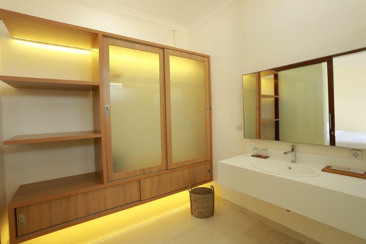 Belitung Holiday Resort Sijuk Exterior photo
