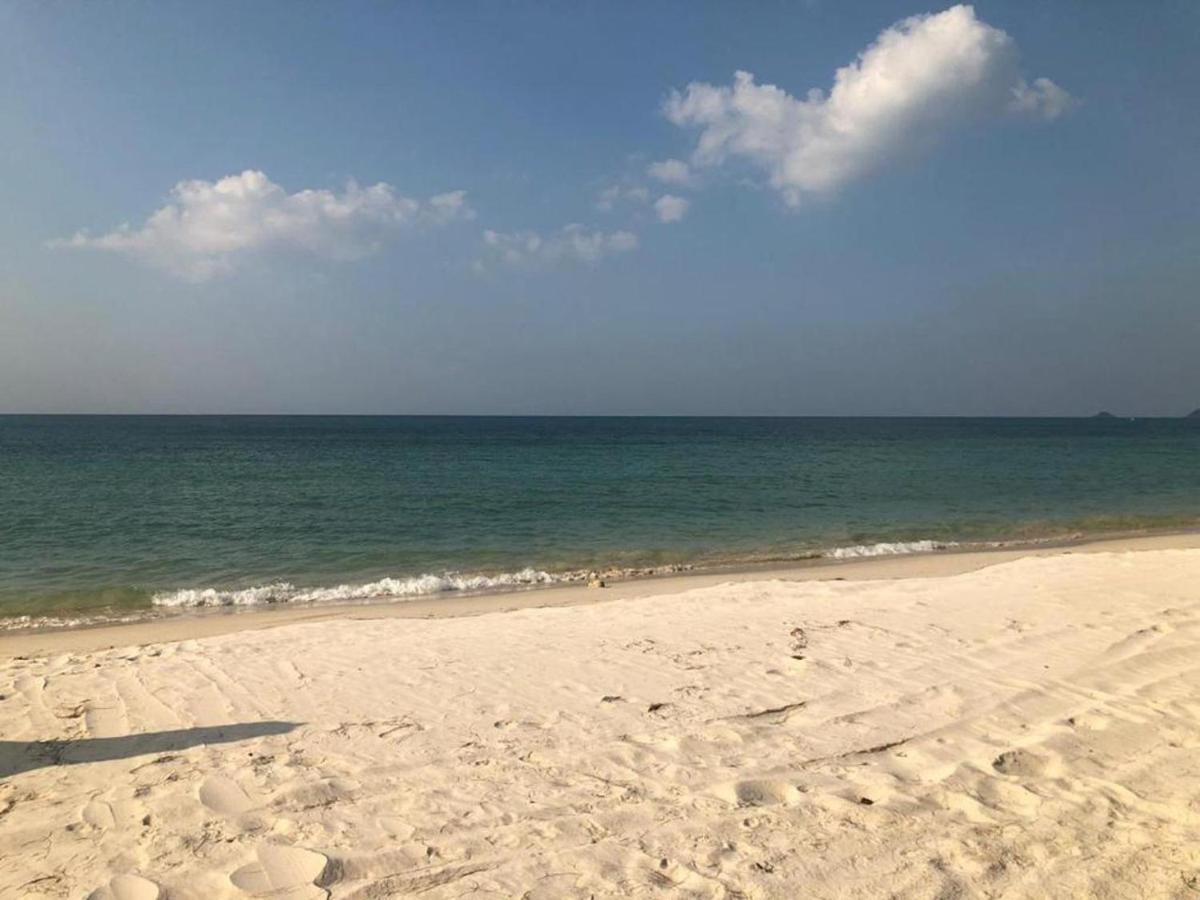 Belitung Holiday Resort Sijuk Exterior photo