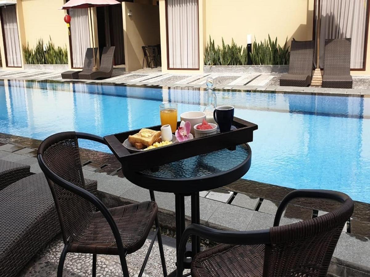 Belitung Holiday Resort Sijuk Exterior photo
